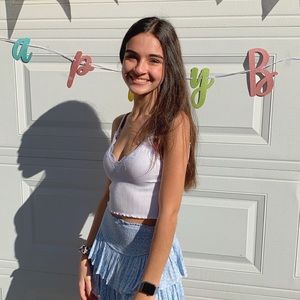 Meet your Posher, Claire